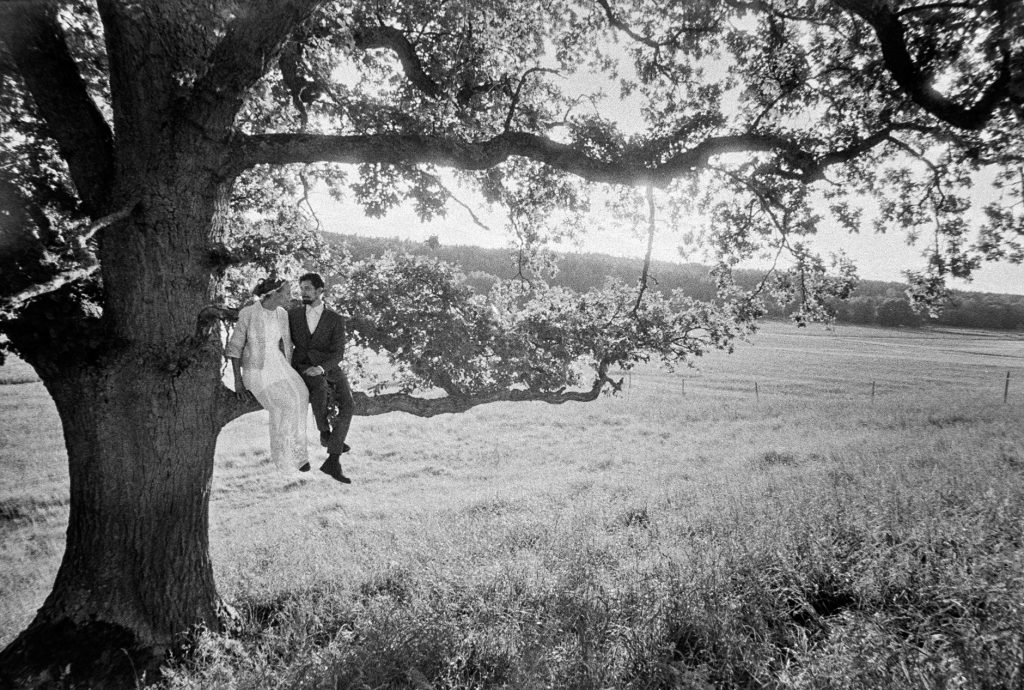 black and white wedding picture outside Wedding Skärblacka, Sweden